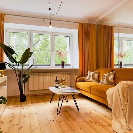 Luxury 4-Bedroom Apartment In Centre - Self-Check In & Fast Wifi ワルシャワ エクステリア 写真