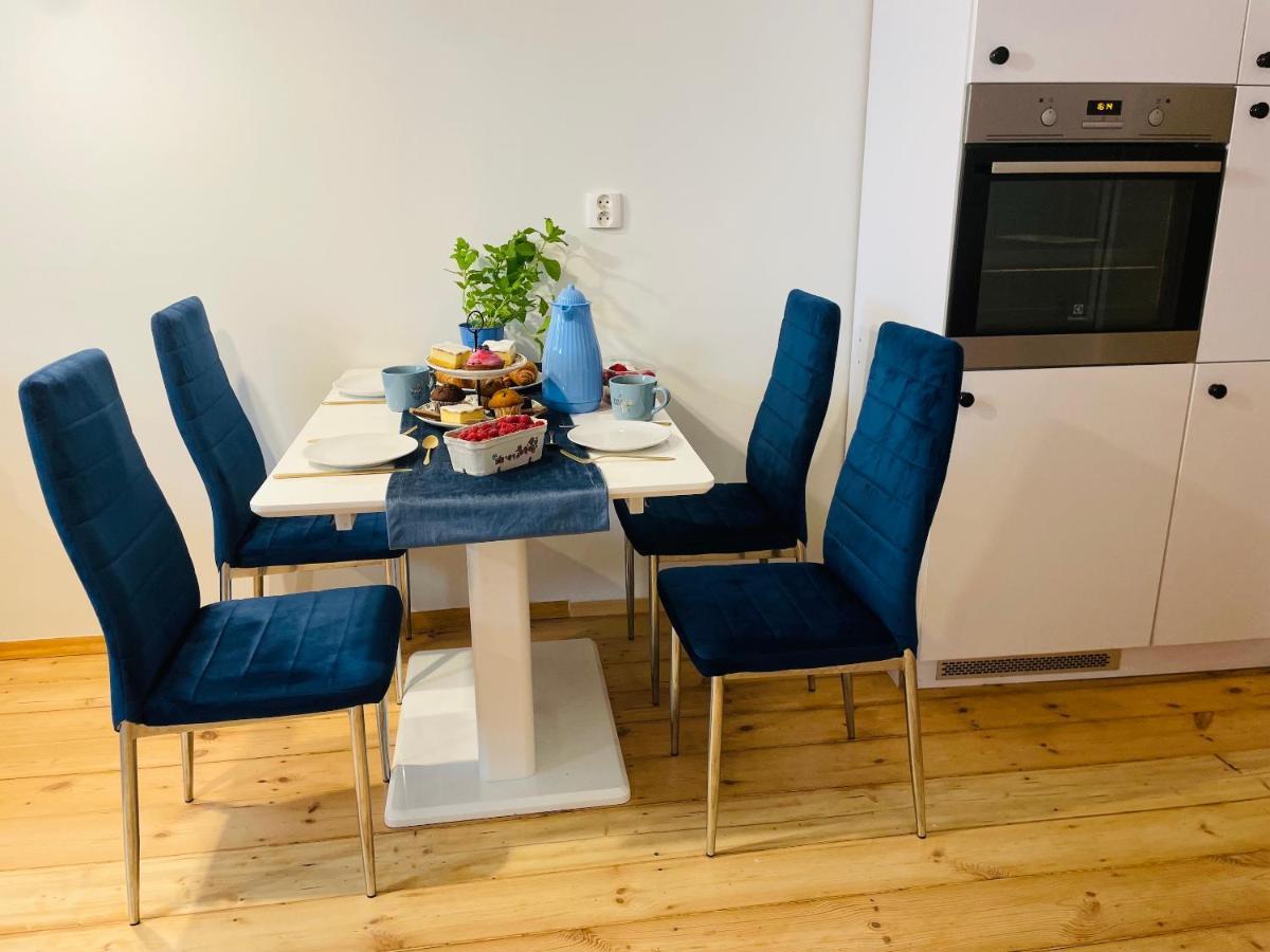 Luxury 4-Bedroom Apartment In Centre - Self-Check In & Fast Wifi ワルシャワ エクステリア 写真