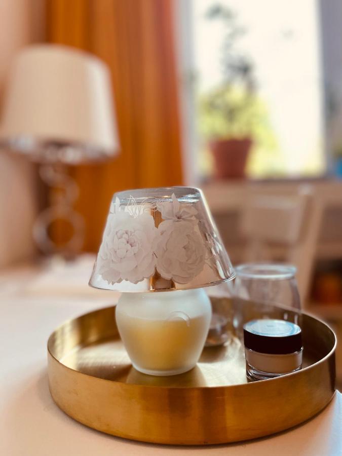 Luxury 4-Bedroom Apartment In Centre - Self-Check In & Fast Wifi ワルシャワ エクステリア 写真
