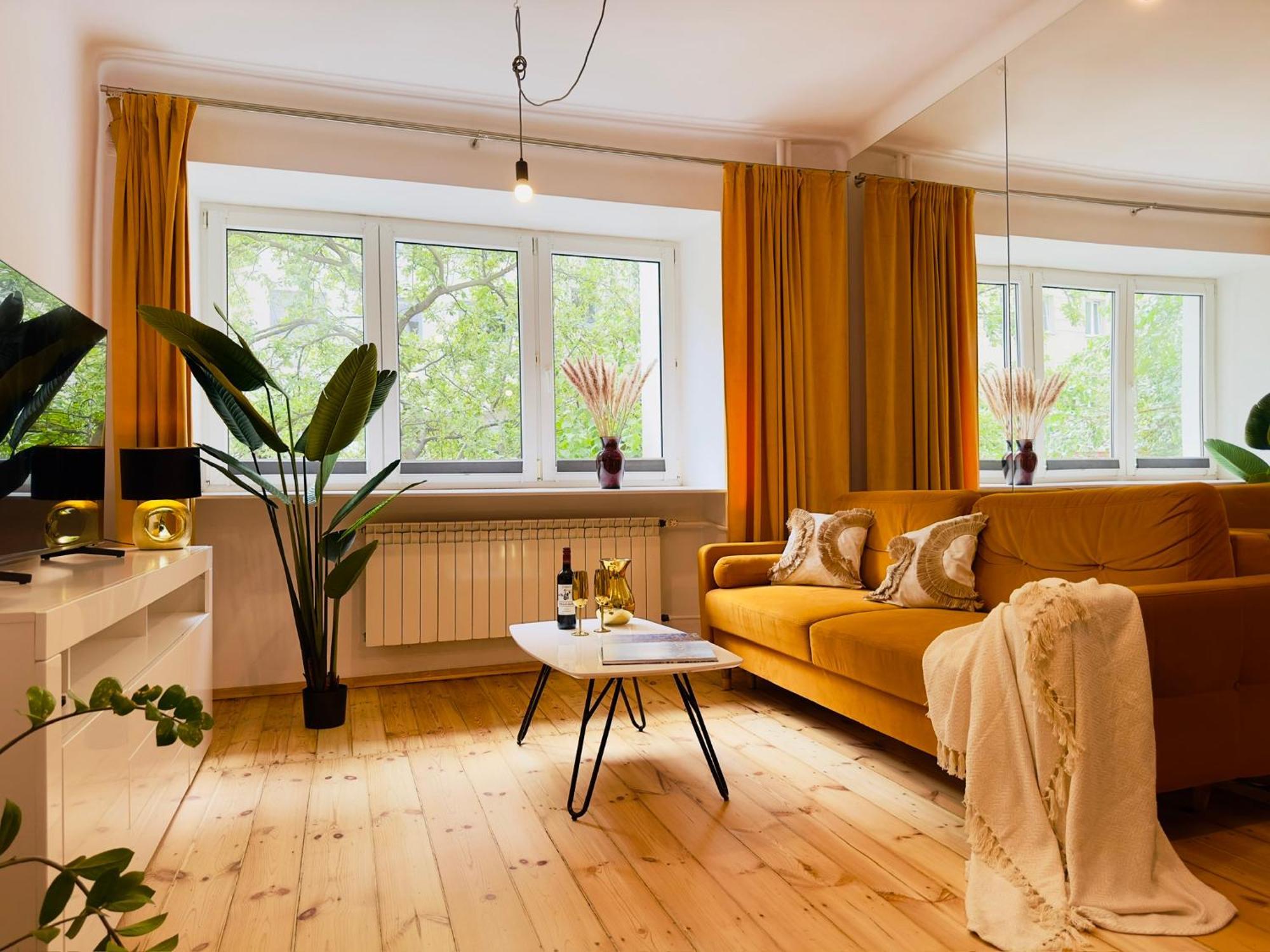 Luxury 4-Bedroom Apartment In Centre - Self-Check In & Fast Wifi ワルシャワ エクステリア 写真