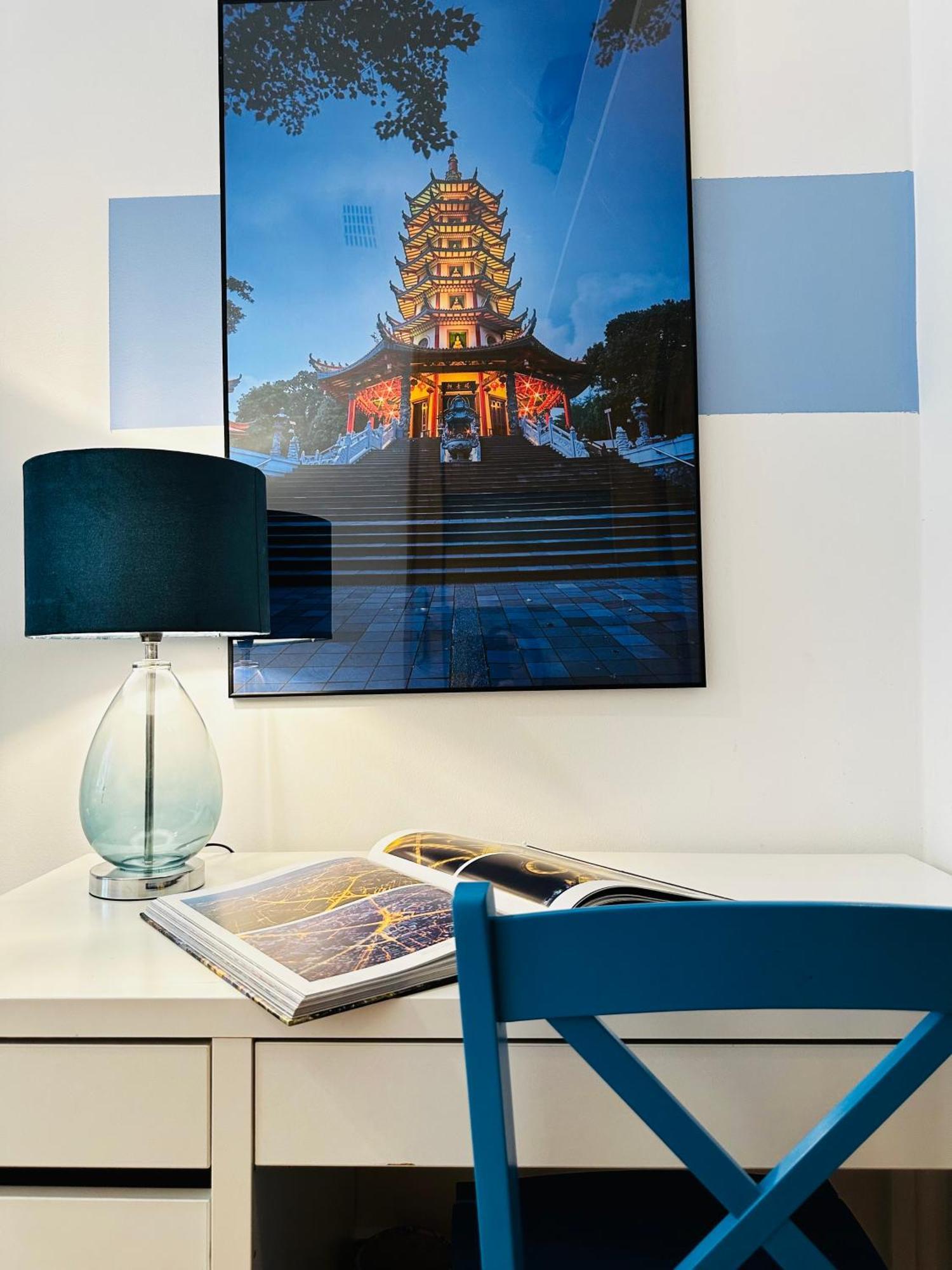 Luxury 4-Bedroom Apartment In Centre - Self-Check In & Fast Wifi ワルシャワ エクステリア 写真